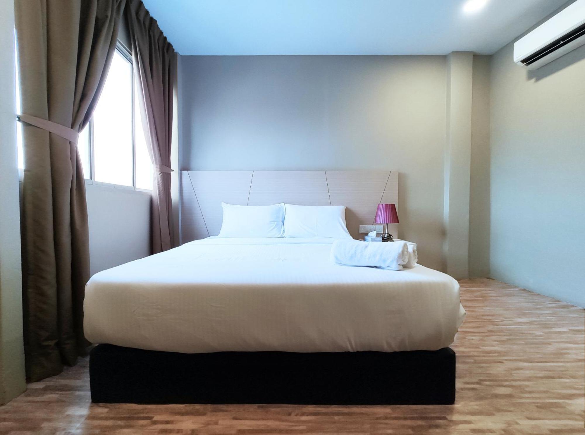 פונטיאן קסיל Princess Hotel Pontian מראה חיצוני תמונה